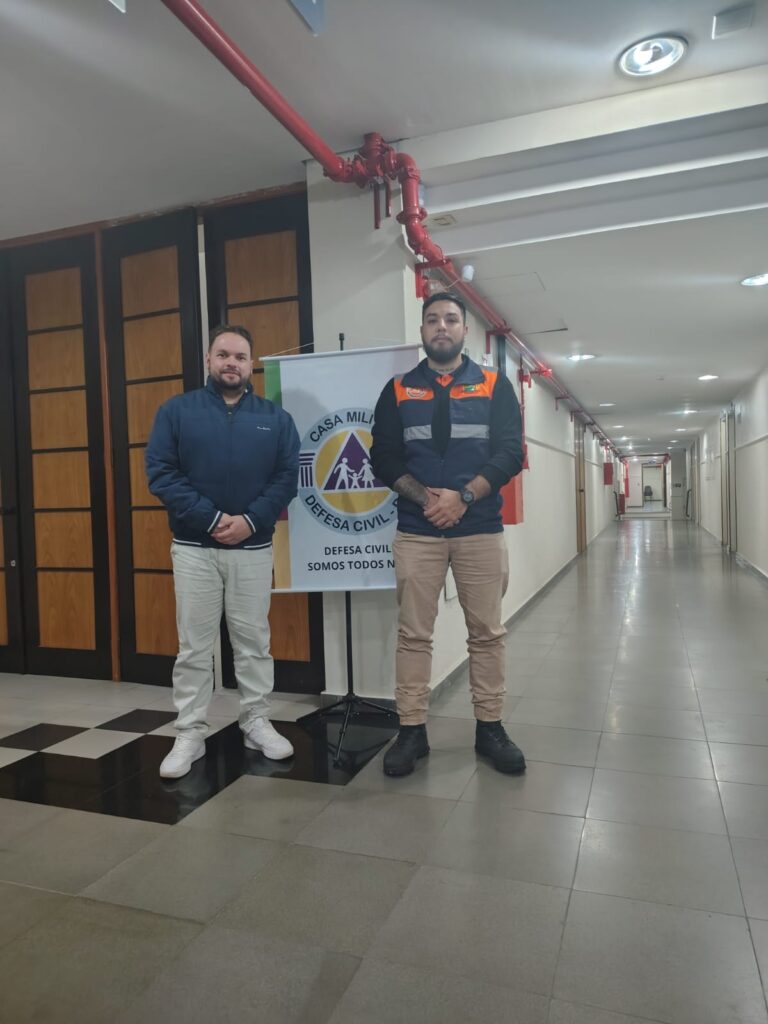 Curso regional em Santa Maria qualifica agentes para comunicação em emergências e desastres