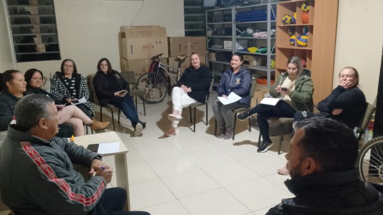 Secretaria de Esporte e Lazer realiza reunião para organização do 1º Campeonato Feminino de Bochas de Carpete de São Sepé