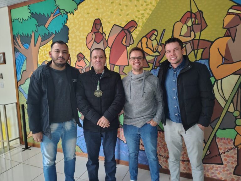 Medalha dos 150 Anos é entregue ao ex-vice-prefeito e ex-vereador Marco Aurélio Santos