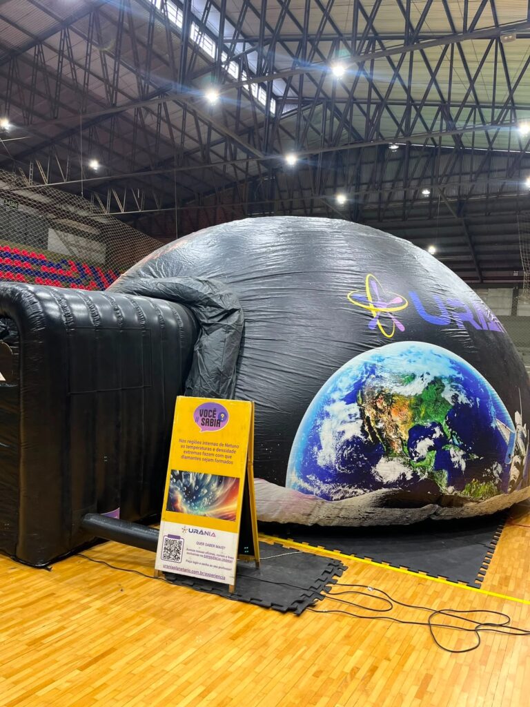 Planetário Urânia proporciona experiência educativa a estudantes da Rede Municipal