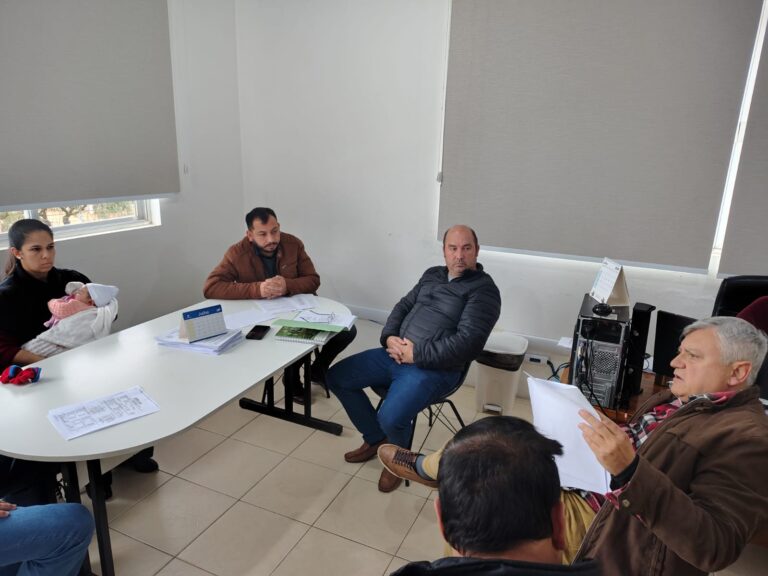 Prefeitura realiza reunião para alinhar início da construção de 12 açudes destinados à Agricultura Familiar