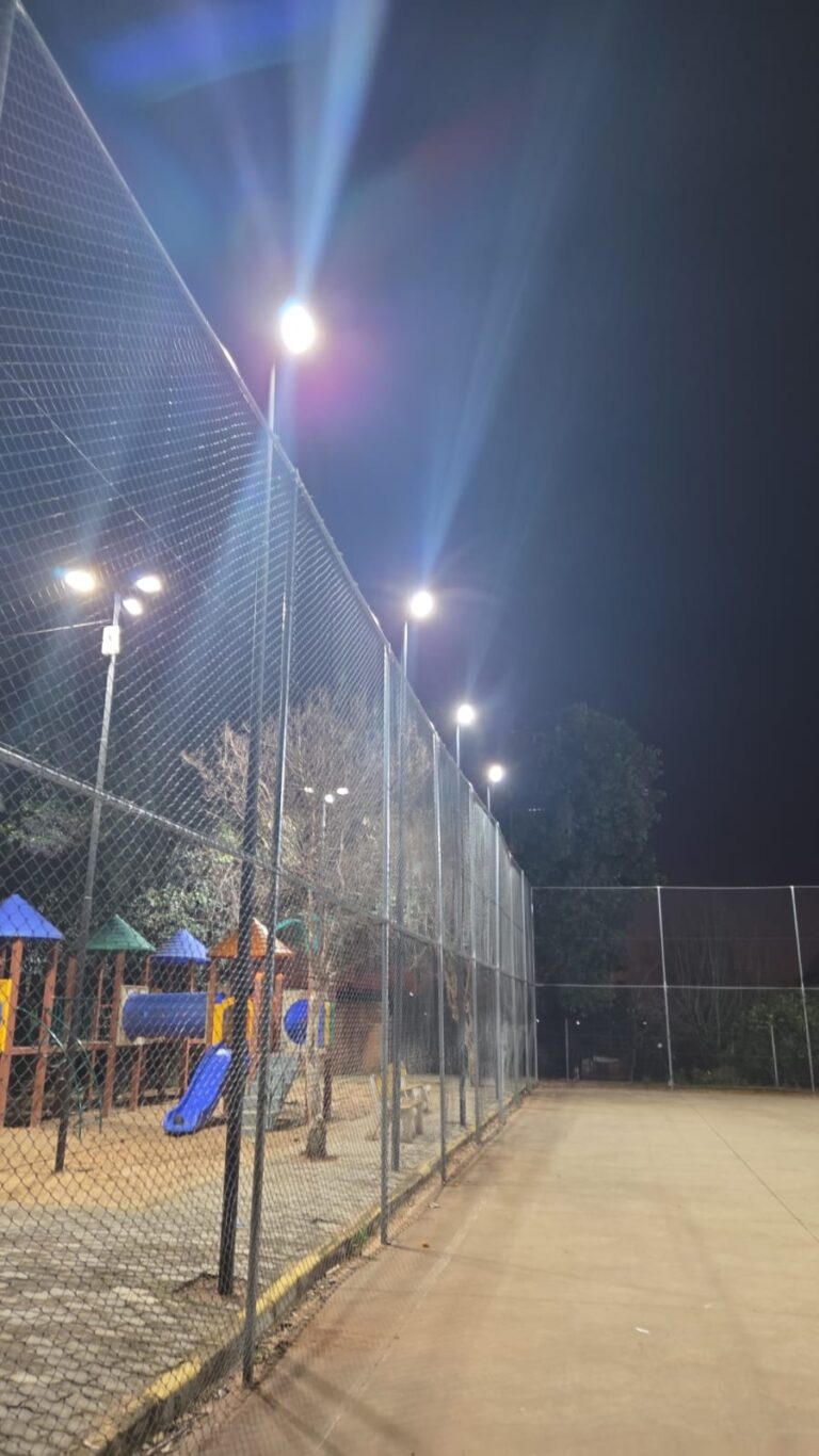 Quadra do Clube de Mães do Bairro Pontes recebe revitalização da iluminação