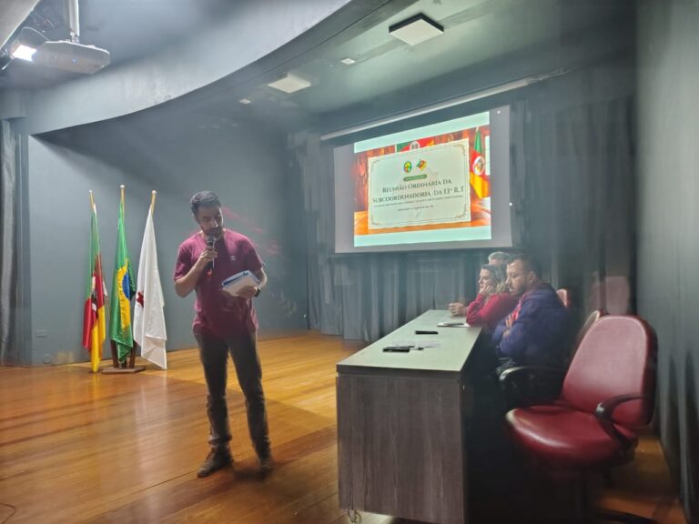 Entidades tradicionalistas alinham programação dos Festejos Farroupilhas 2026 em reunião no Centro Cultural