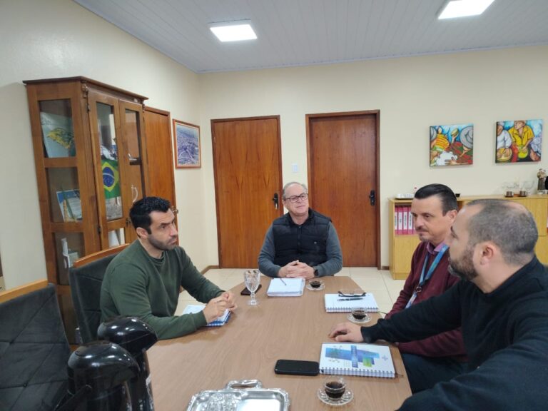 Município e Sebrae alinham ações para fortalecer o turismo e o desenvolvimento local