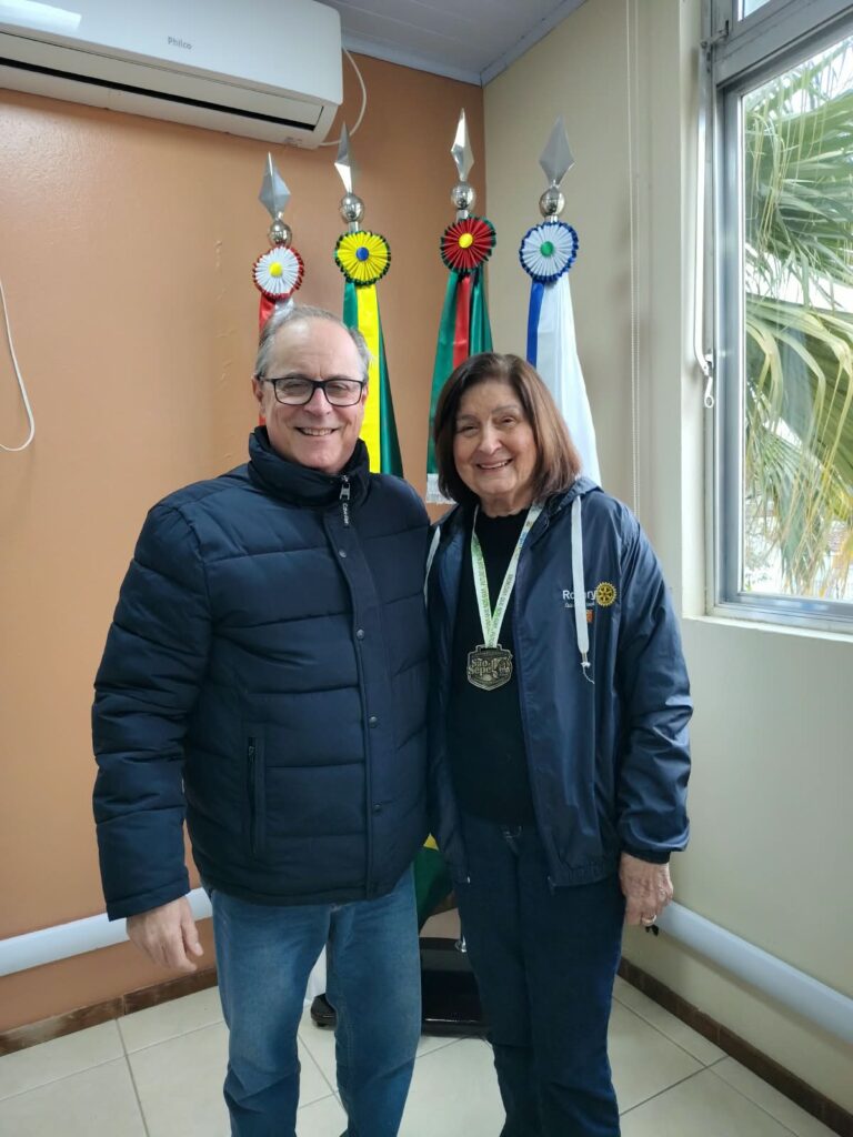 Celeni Almansa recebe Medalha dos 150 anos de São Sepé