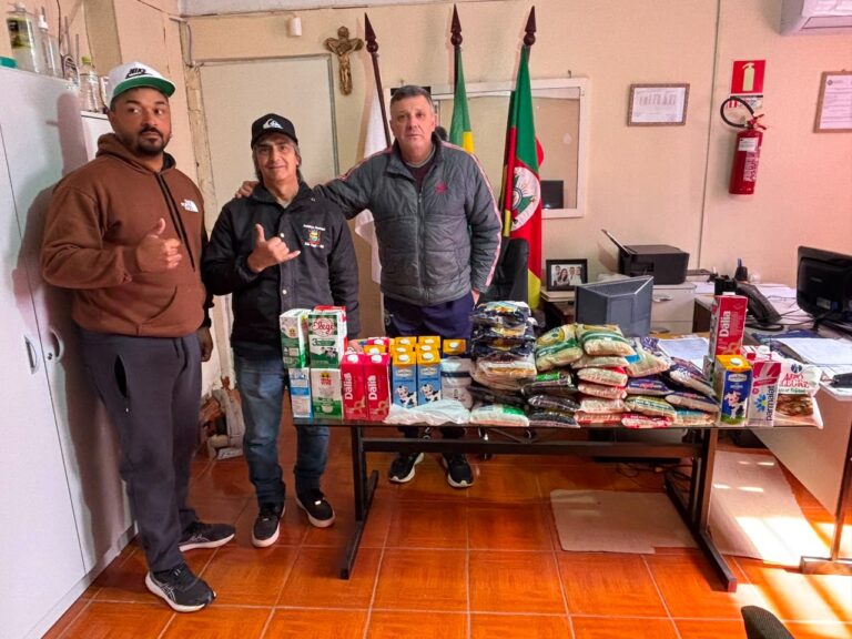 Secretaria de Esportes e Lazer entrega à Assistência Social alimentos arrecadados na 11ª Copinha