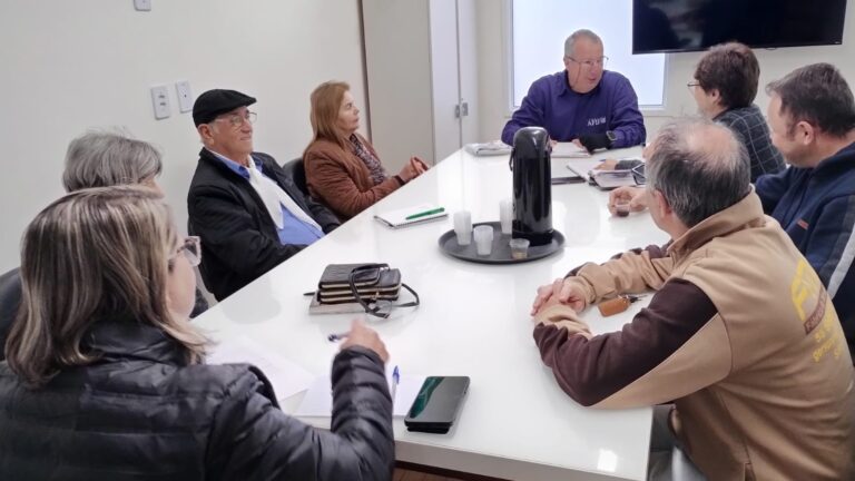 Conselho Municipal do Idoso realiza reunião para tratar de pautas gerais