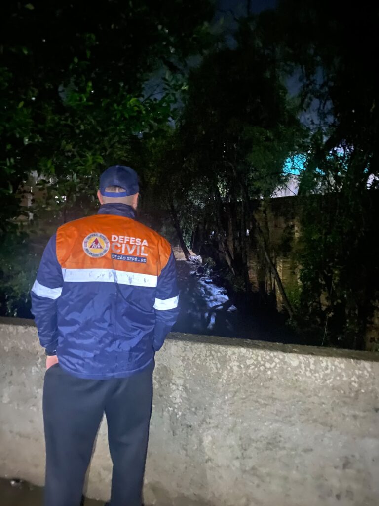 Defesa Civil vistoria pontos afetados após temporal do último sábado