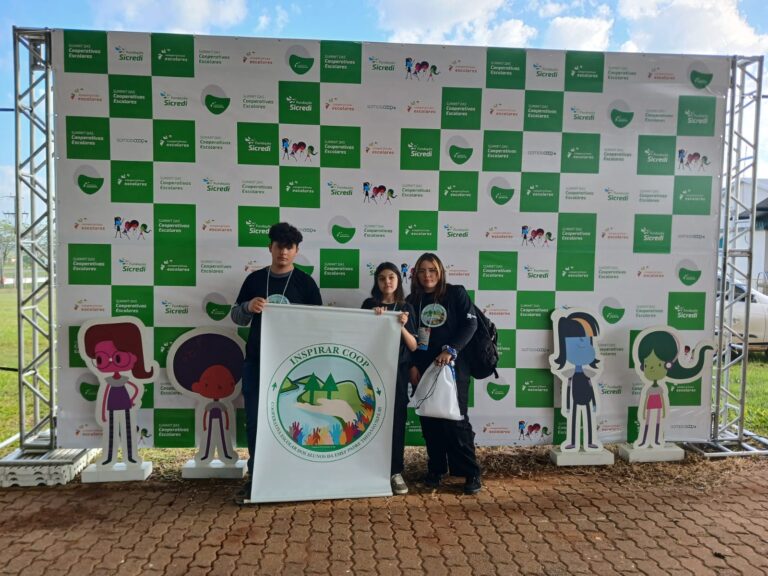 INSPIRARCOOP participa do II SUMMIT de Cooperativas Escolares na Expoagro